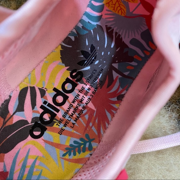 adidas nmd r1 tropical